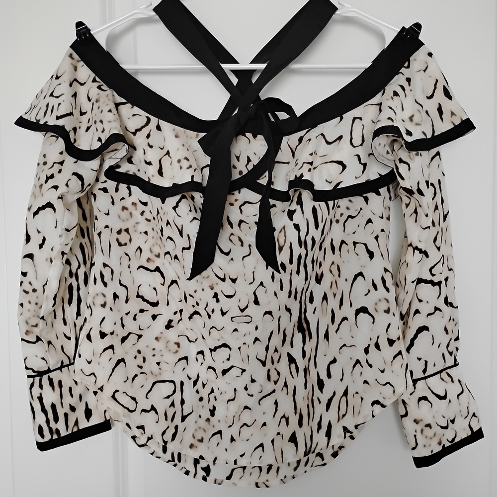 Guess Black and White Off-Shoulder Blouse
